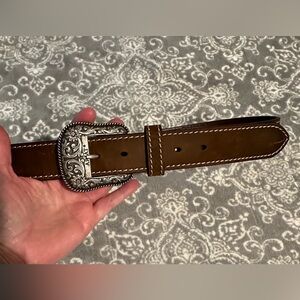 Ariat Full Grain Leather Women’s Belt.